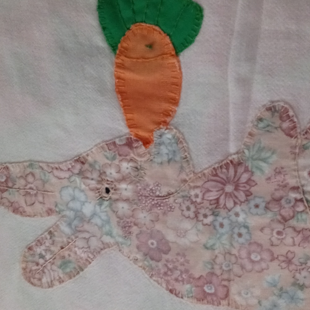 Vintage Hand Stitched Patch Quilt - Picture 9 of 9